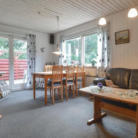 Three-bedroom Holiday In * Brovst